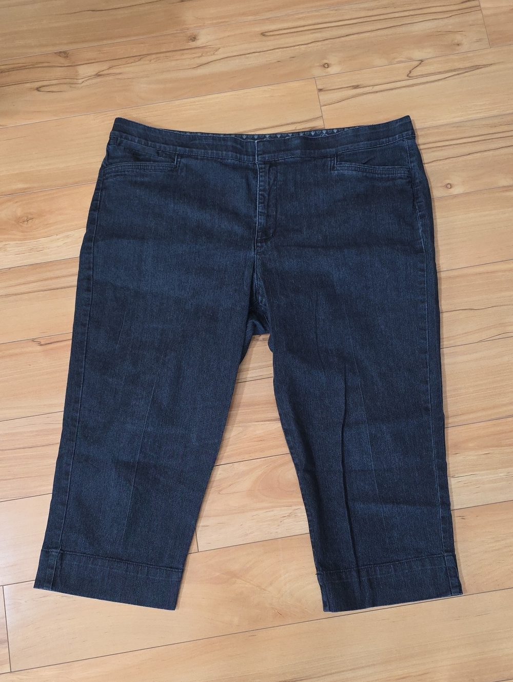 Bandolino "maureen" Dark Deep Blue Denim Capri Jeans Pants Size 16